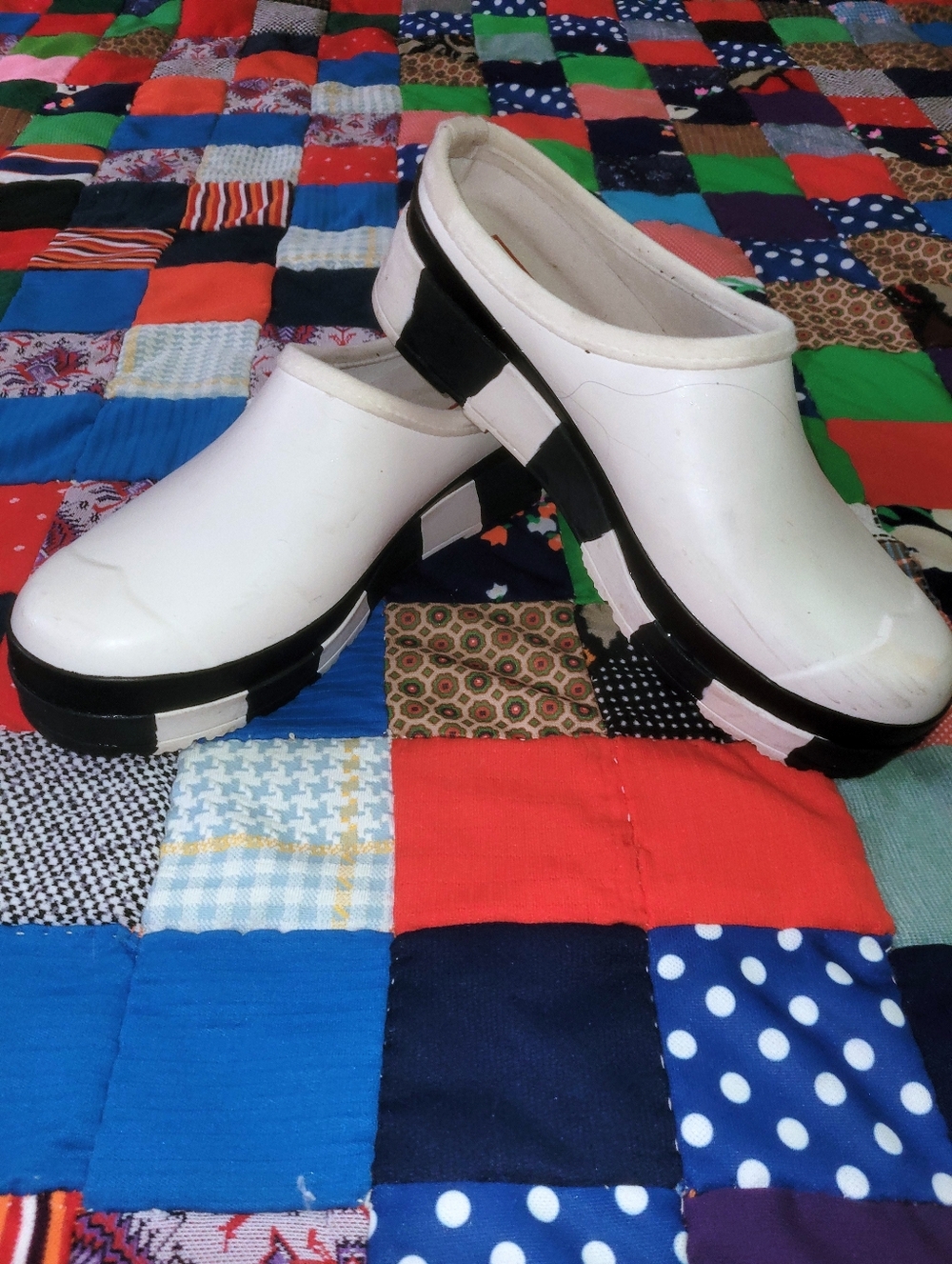 Rare Color Patter Hunter Clogs